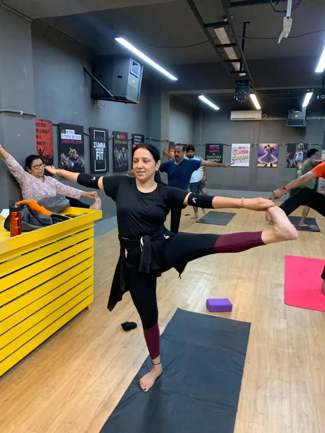 South Delhi home yoga classes — Yoga in Gulmohar Park