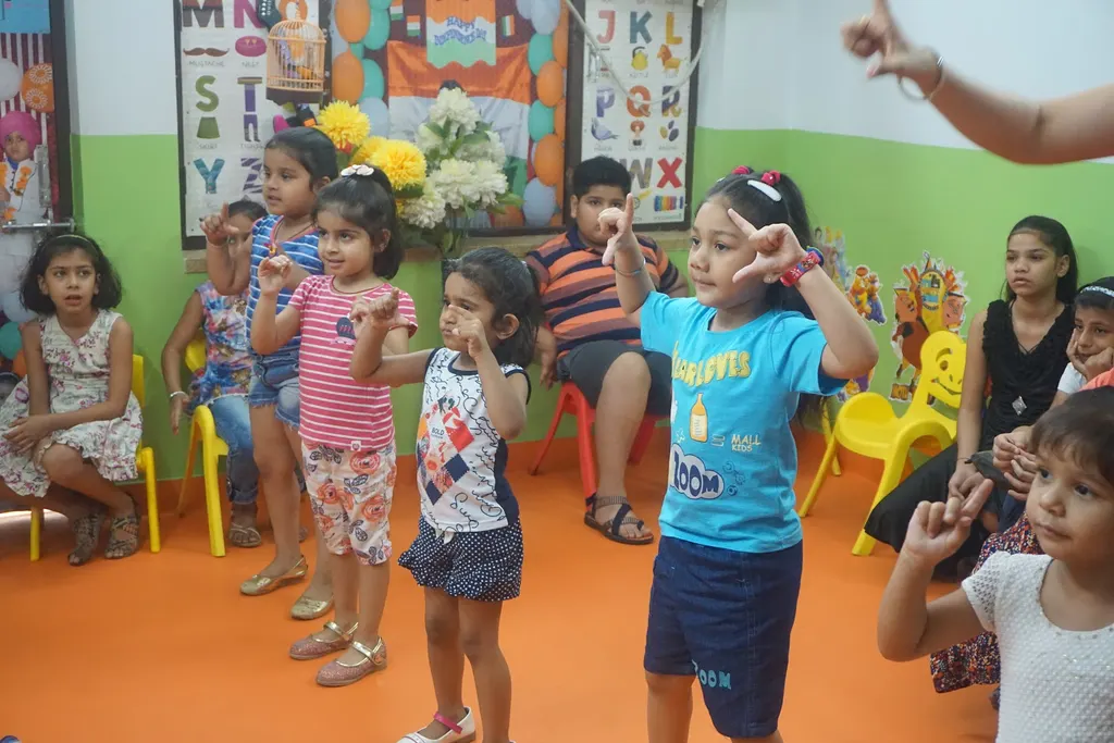 Star Dance Classes — Dance in Karol Bagh