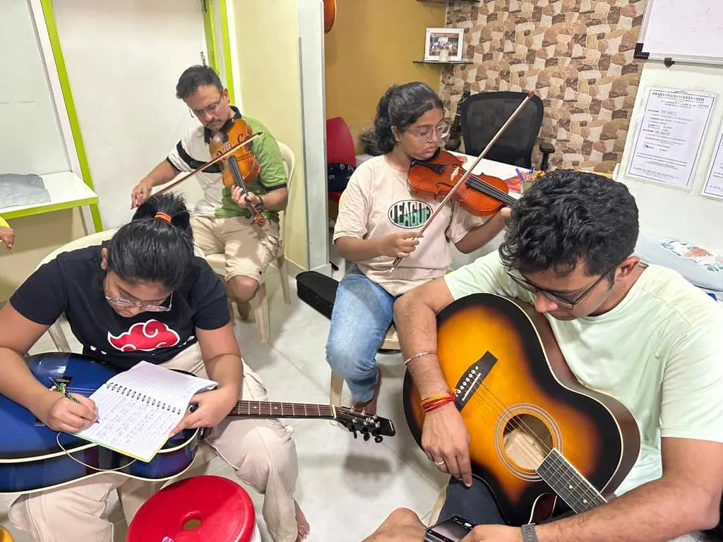 Sur Sadhana Music Academy — Music in Kandivali East