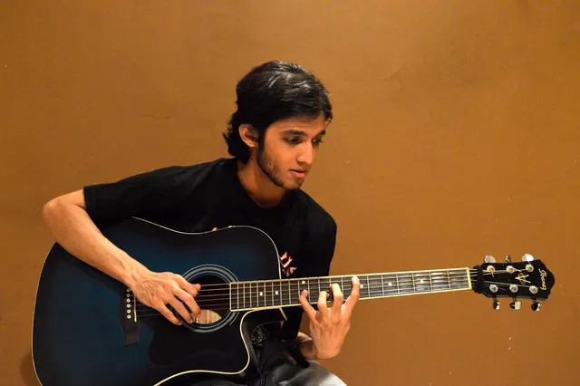 Vedaunsh Guitar Lessons — Music in Sanpada