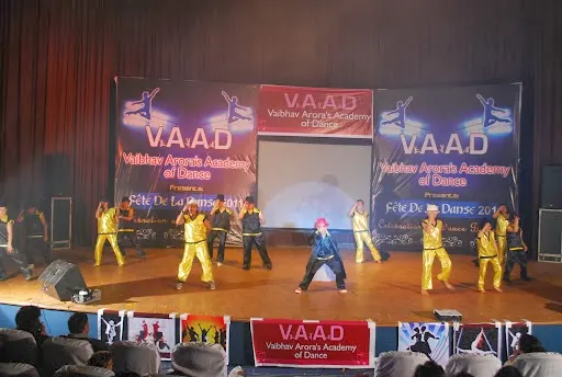 Head-Quater — Dance in Delhi Cantonment