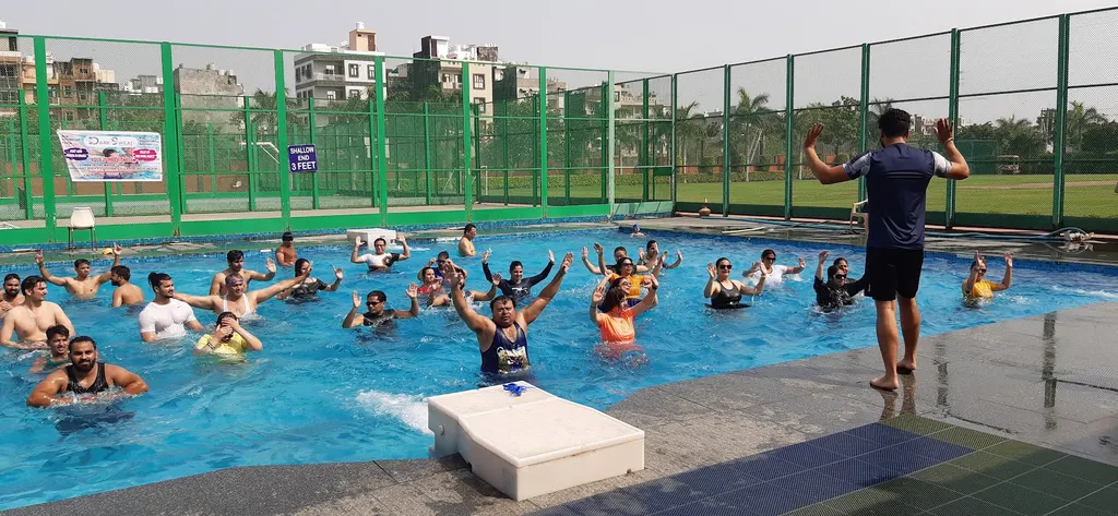 Farmer's Swimming Institute Rohini — Swimming in Rohini