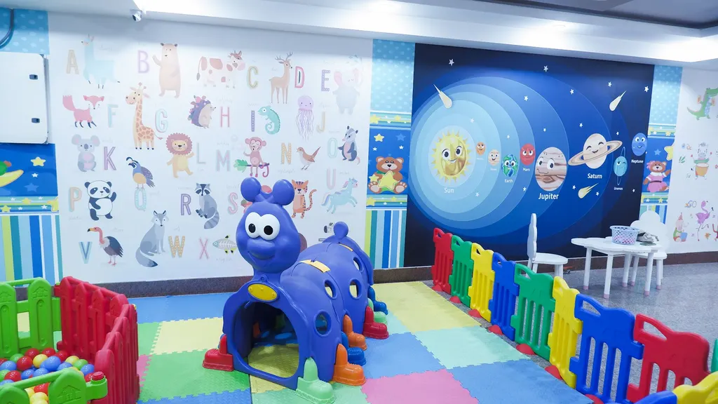 Hobbeekiids, Daycare and Activity Center — Art & Craft in Sector 43