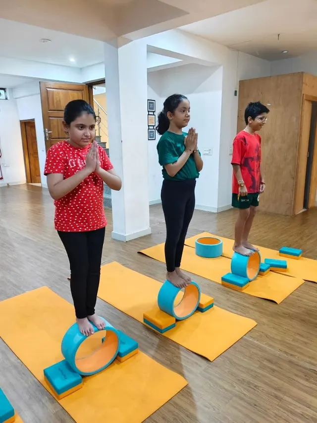 Shyam Home Yoga Classes®| Delhi NCR Home Yoga service — Yoga in Shakurpur