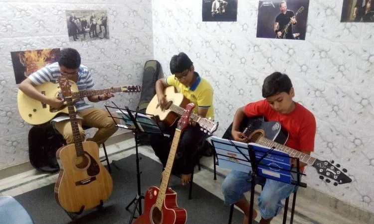 Aaron'S Frets & Strings Music Academy — Music in Tri Nagar