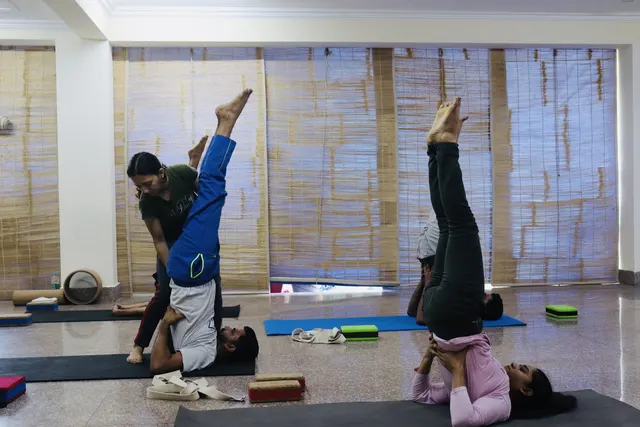 Arogya Pro — Yoga in Sector 132