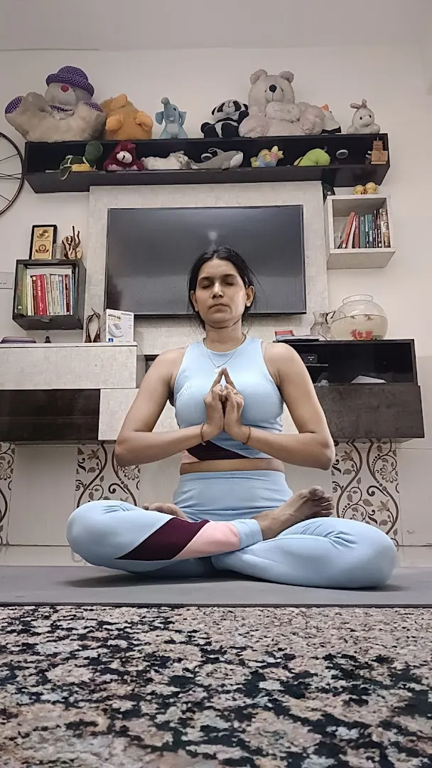 Amrawati yog sadan — Yoga in Mayur Vihar