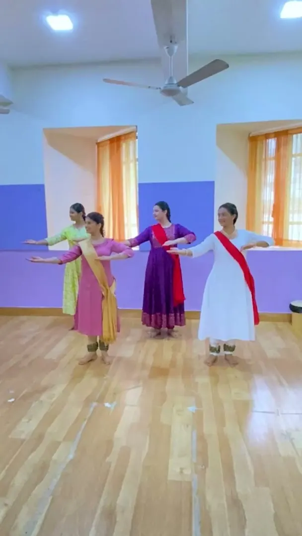 Navras Art Academy - Khar Branch — Dance in Khar West