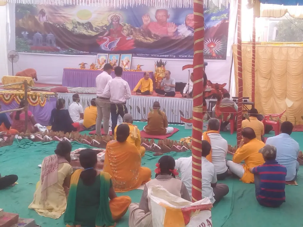 @Kanwar Rathee — Yoga in Kurla