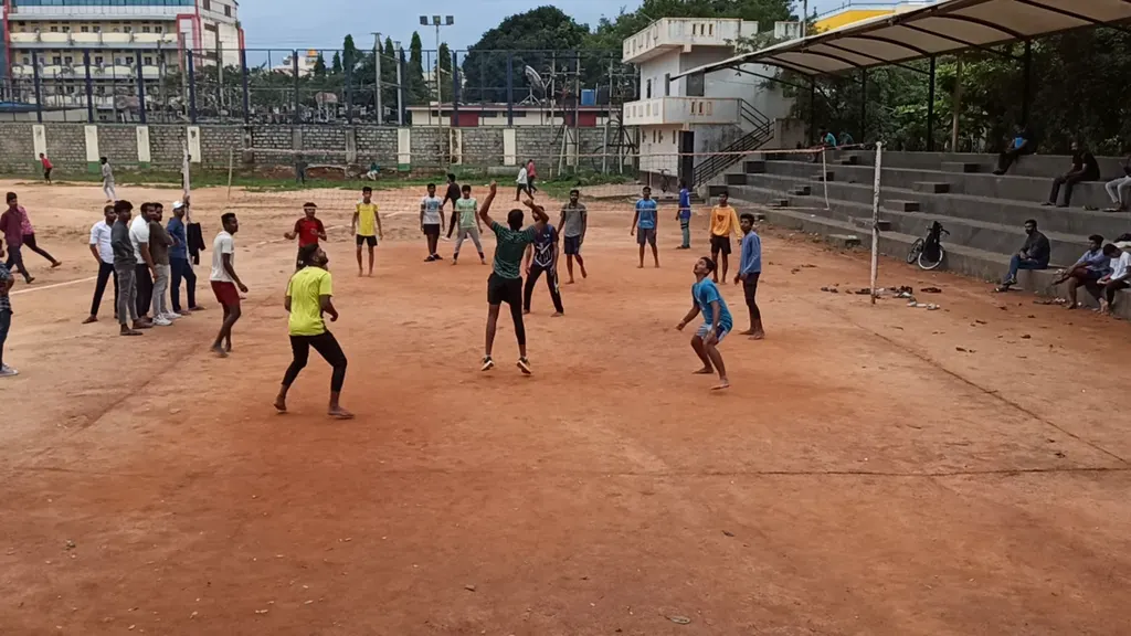RBI Layout Playground — Cricket in JP Nagar