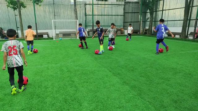 Junior soccer academy Rajajinagar — Football in Nagapura