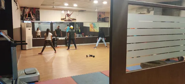 Arrow Fitness Gym