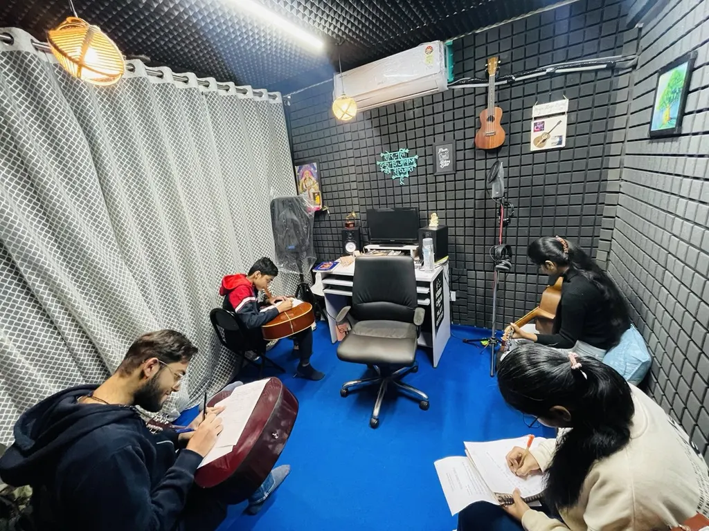 Grow With Music — Music in Laxmi Nagar