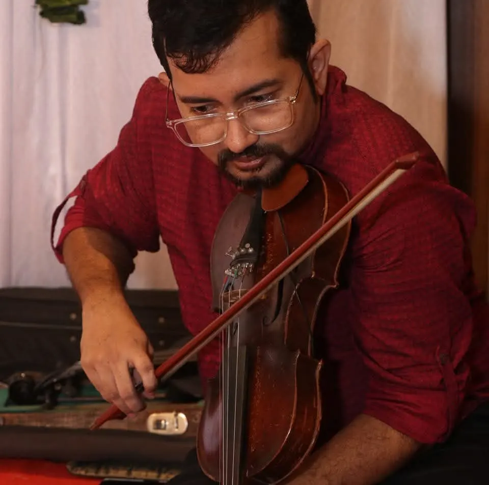 Kedar Sangeet Vidyalaya — Music in Kalwa
