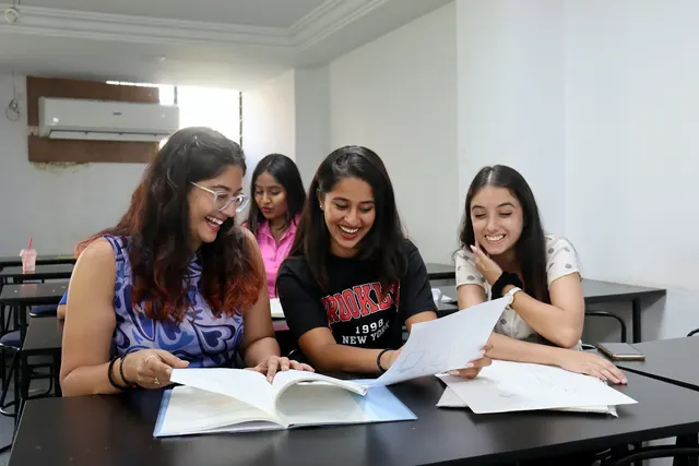 Flypen Studio — Art & Craft in Katwaria Sarai