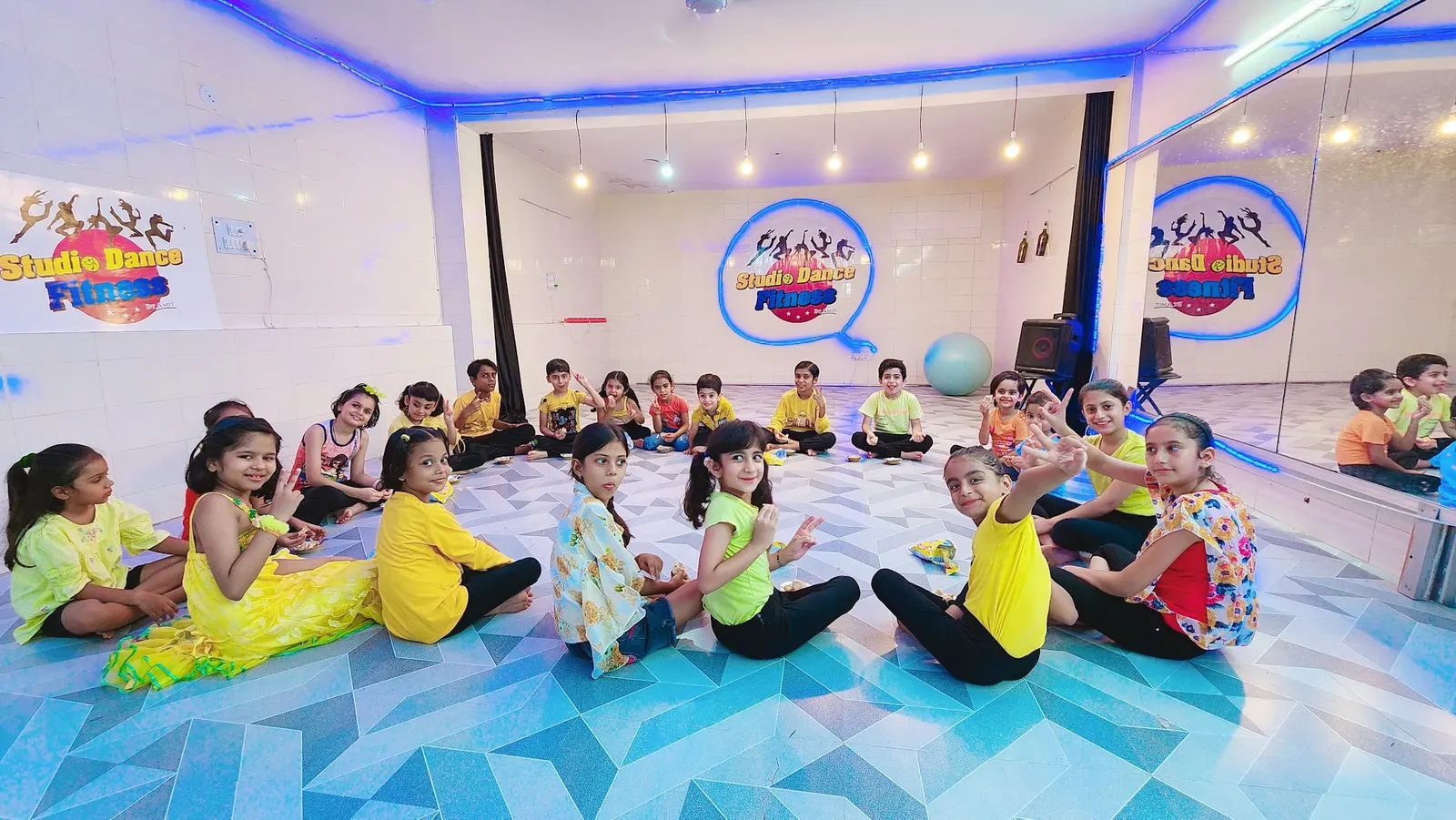 Studio dance fitness by amit photo 1