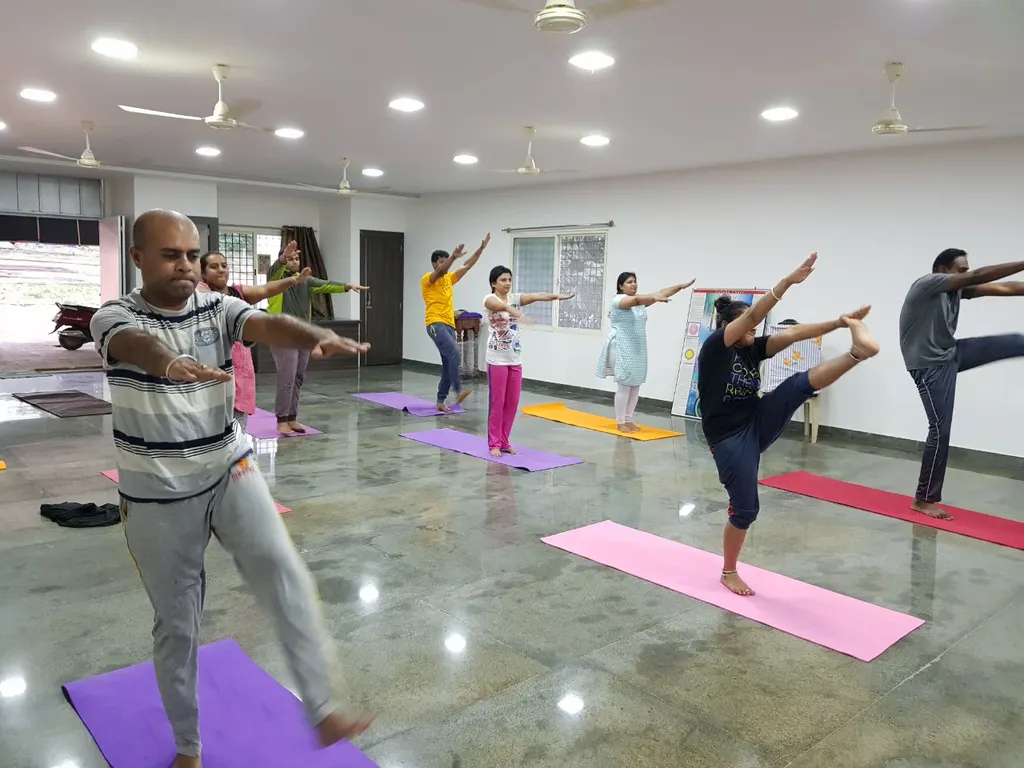 Divyamaya Yoga — Yoga in Bharat Nagar