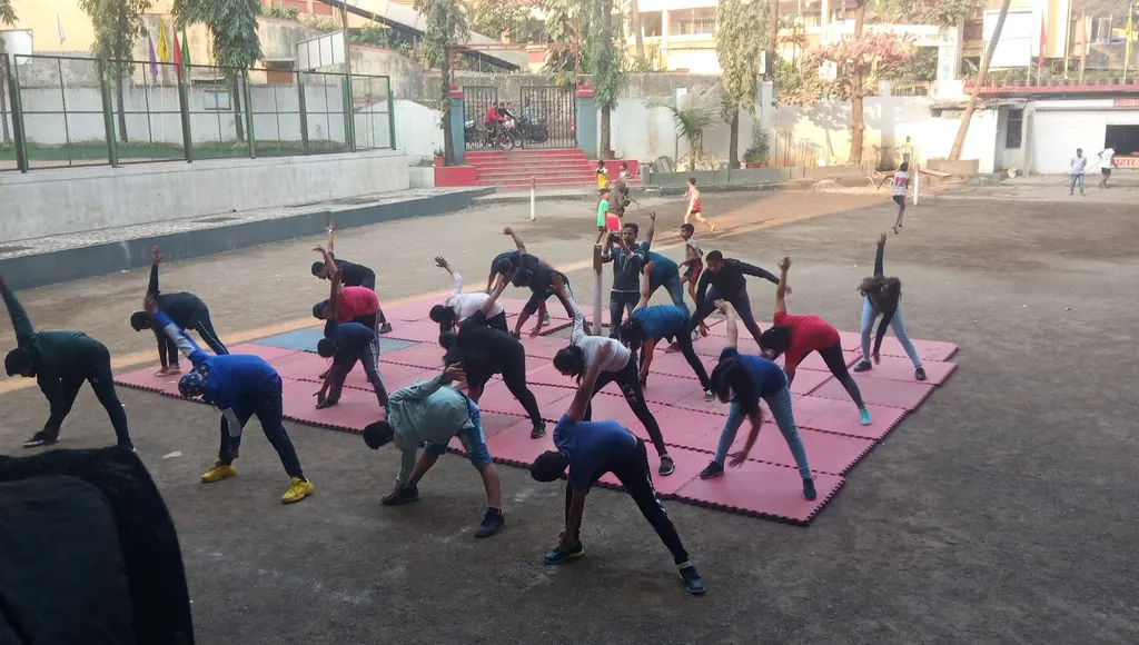 Kiran Dance classes — Dance in Bhandup West
