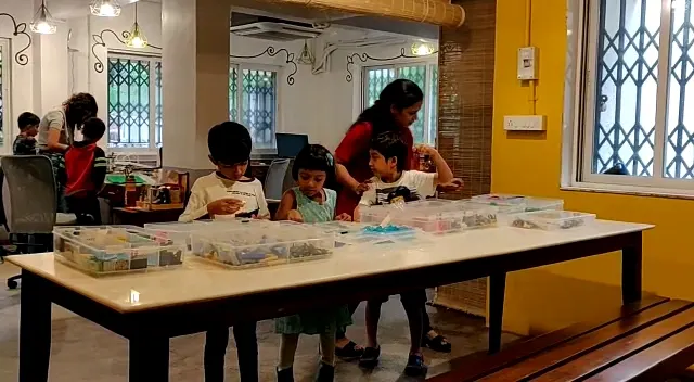 Sunday Bricks — Art & Craft in Vashi