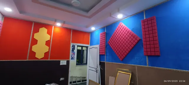 Shri Music World — Music in Mangolpuri