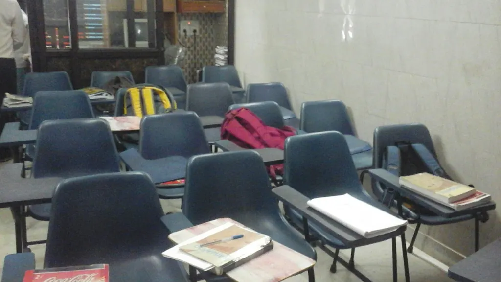 Science Academy — Coding & Robotics in Gulabi Bagh