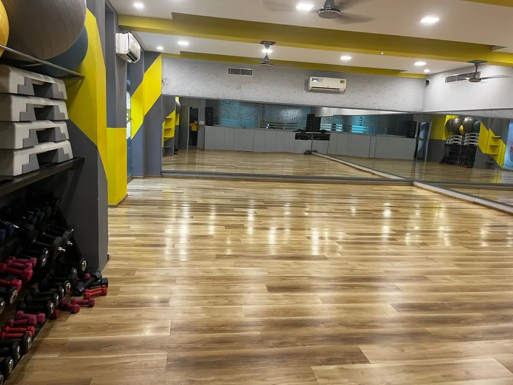 ISTA Fitness — Yoga in Sector 3