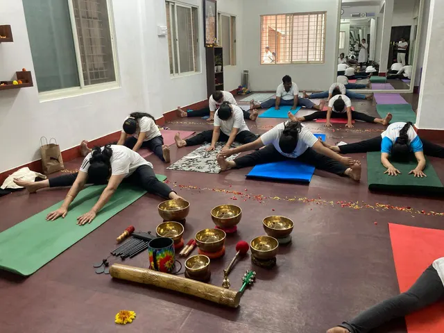 Gnana Kendra — Yoga in Jalahalli