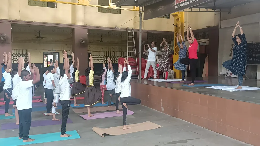 Dhyandeep yoga Priti Koli — Yoga in Santacruz East