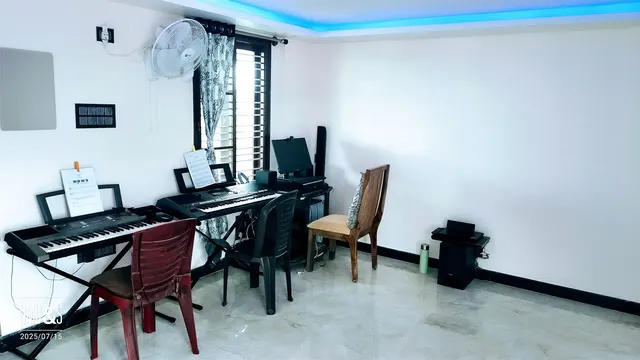 DMC&S — Music in HMT Layout