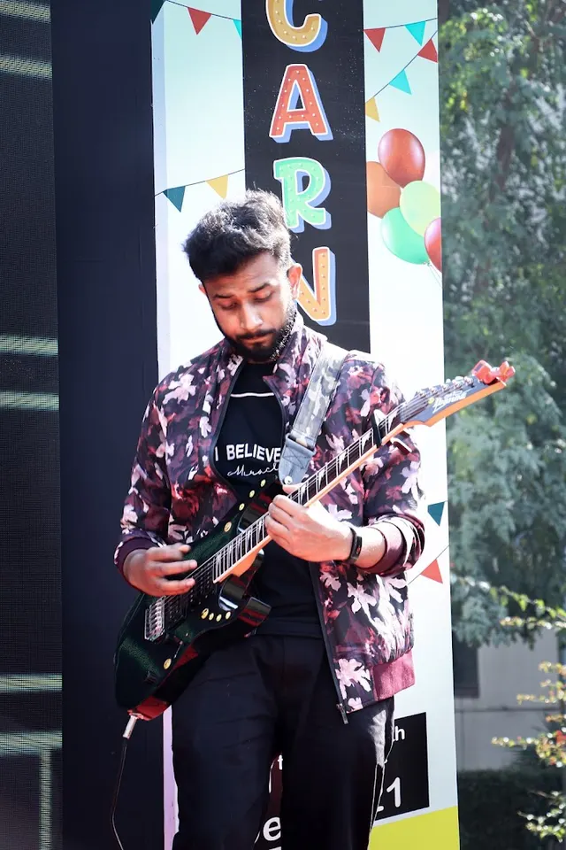 Guitar Classes In Saket Home/Private — Music in Lado Sarai