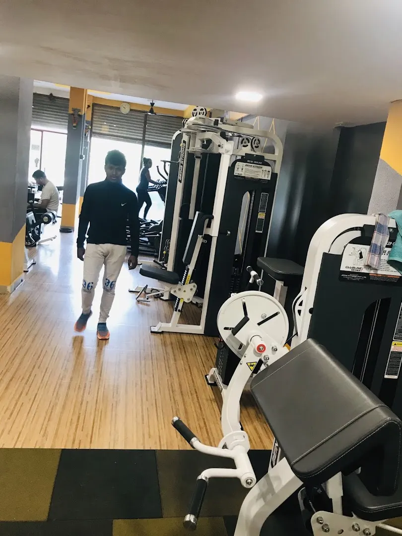 Revolution Pro Fitness Airoli photo 1