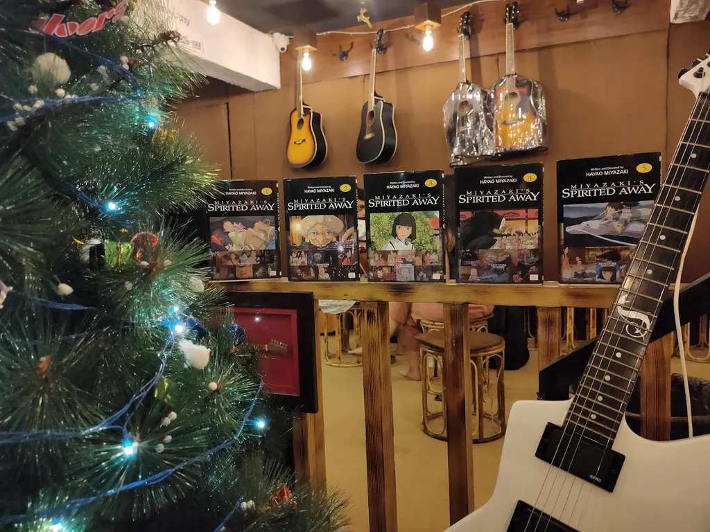 Adagio Lite, Bandra — Music in Bandra West