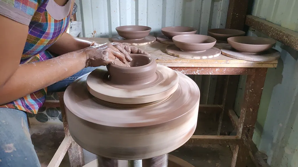 Studio Ataash — Art & Craft in Jakkuru