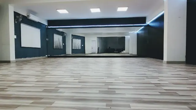 Clouds Dance Studio — Dance in HSR Extension