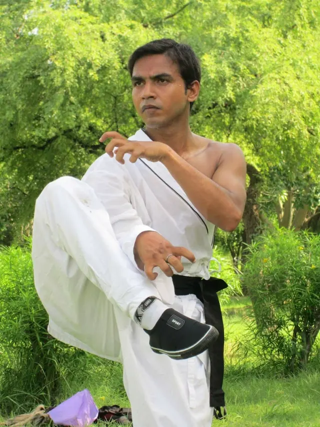 Martial Arts School, Shaolin Kung-Fu, Tai Chi, Qi Gong, — Martial Arts in Paschim Vihar