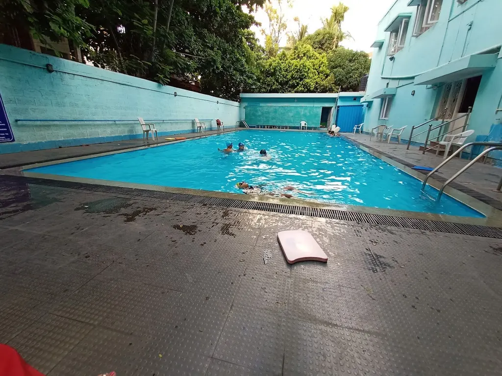 Metropolitan Club — Swimming in BTM Layout
