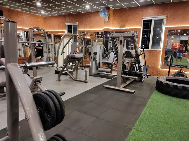 Fitness Freakz Gym