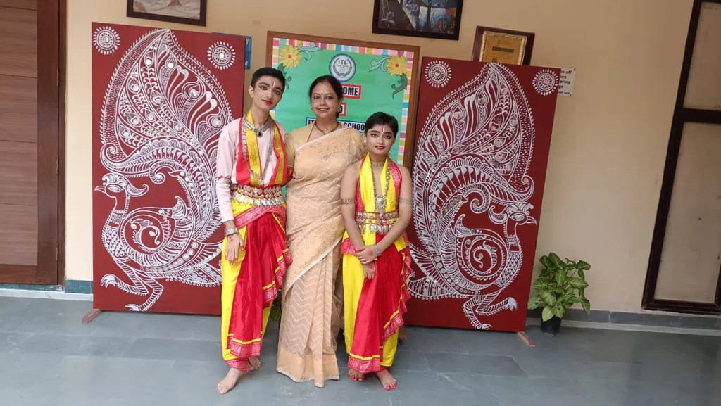 Sruti Barua - Odissi Dancer — Dance in Dwarka