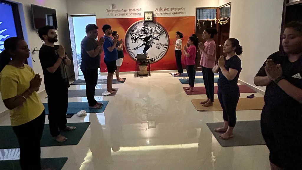 Online yoga classes / Natraj Yoga / home yoga / Yoga personal classes — Yoga in Sector 43