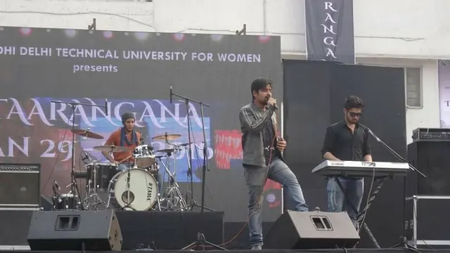 Cadd9 music school — Music in Kalyan Puri