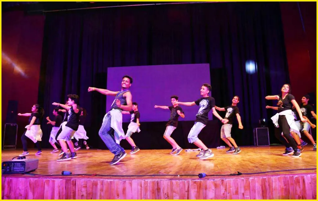 Dream Warrior India — Dance in Janakpuri