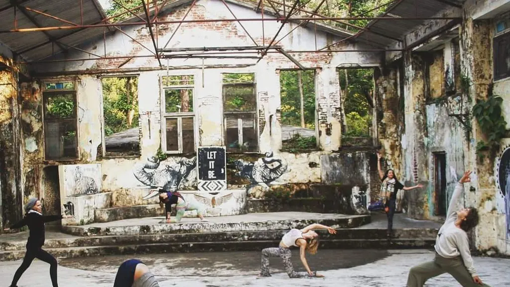 Young Yogis — Yoga in Pitampura