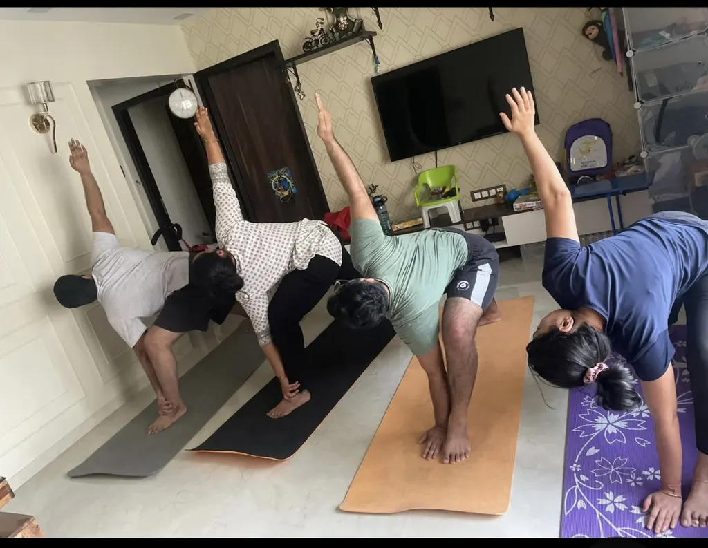 NeeOm Yoga — Yoga in Sector 51