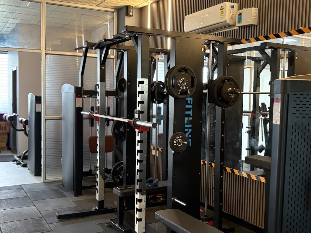 Reform Fitness Unisex GYM — Sector 10 Housing Board Colony