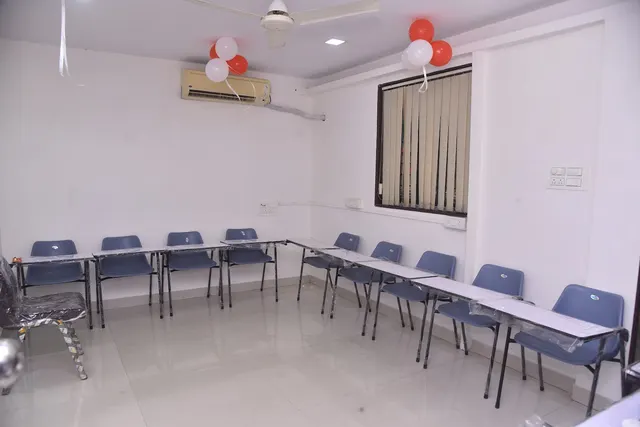 BM English Speaking Institute Pvt. Ltd. — Language in Kandivali West