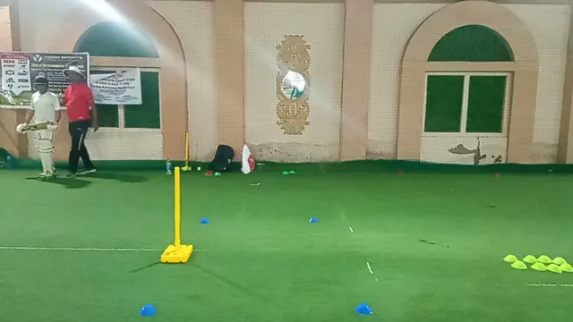 Basic elementary cricket skill academy — Cricket in Kandivali West