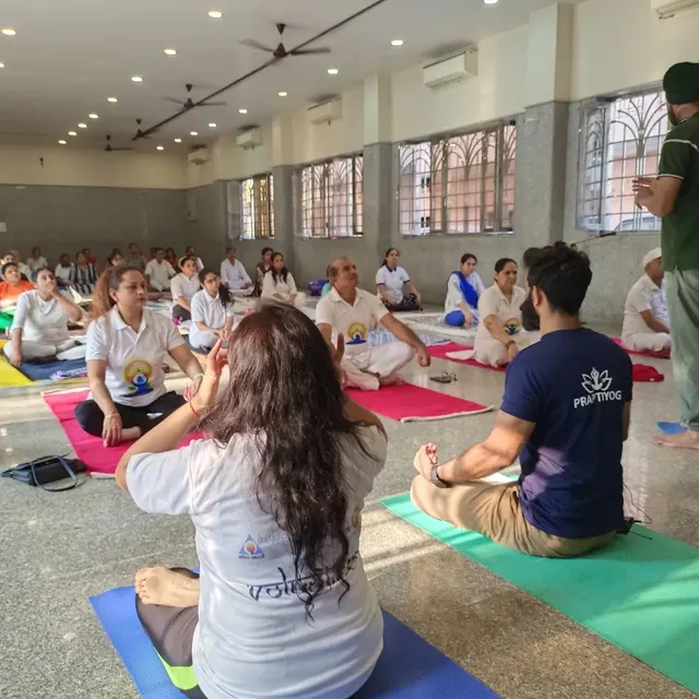 Praptiyog+ aerial yog+iyenger rope+Cupping hijama therapy+ bone setting centre — Yoga in Tilak Nagar