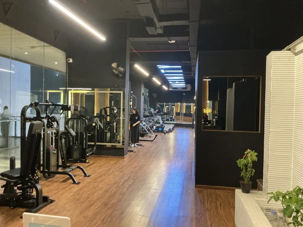 Infinity GYM By Aveer Wellness — Standard Gym in Sector 63