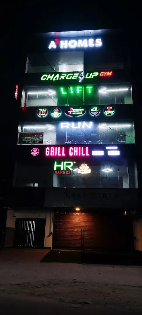 Charge⚡Up GYM