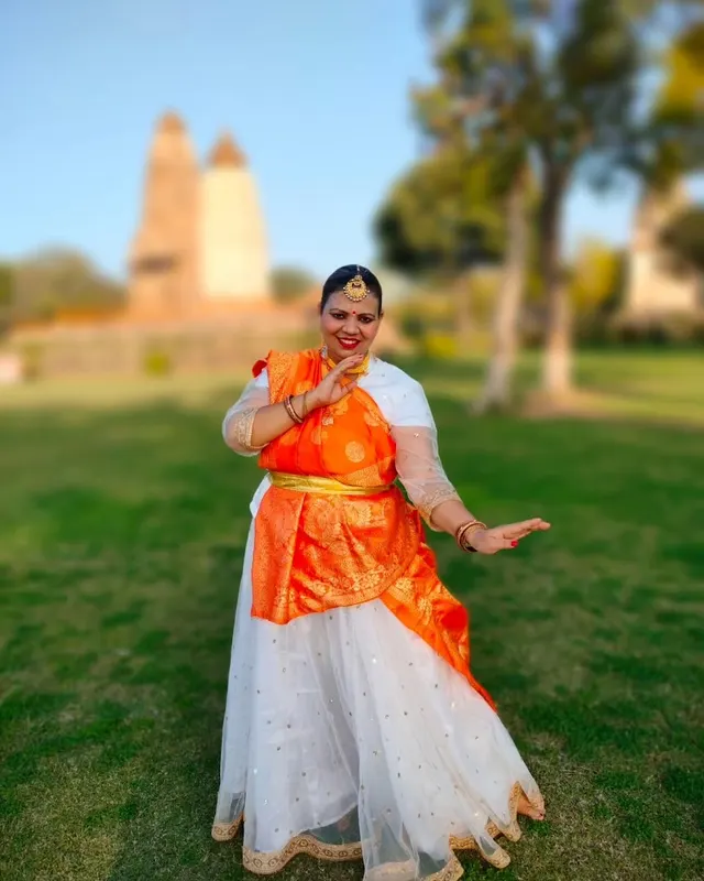 Monoras Dance Classes — Dance in Trilokpuri